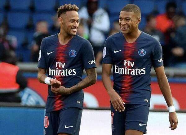 巴拉多利德vs巴列卡诺球员评分:德弗鲁托斯8.6分,马里奥-马丁6.4分