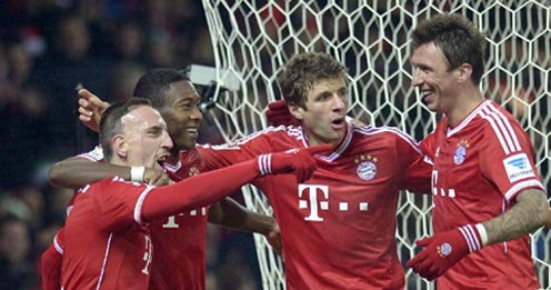 中对中场控 中对中场控