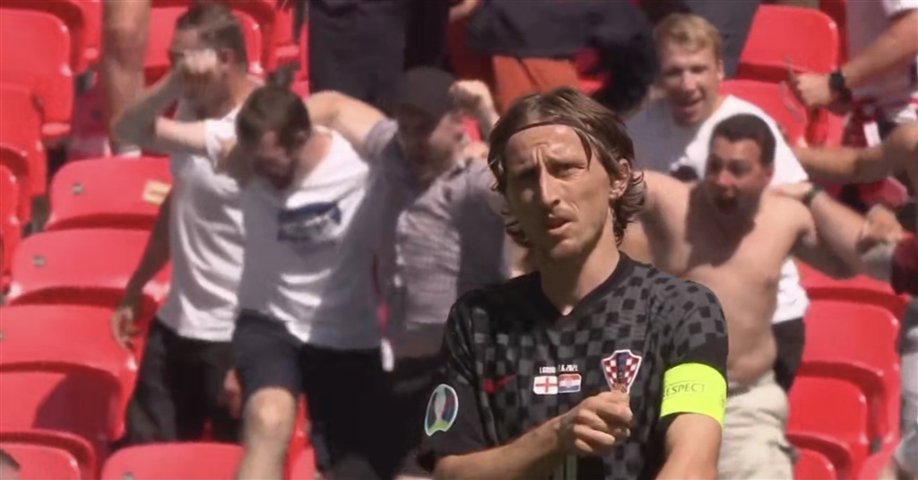 跑位是决定 跑位是决定